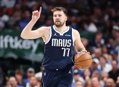 关于东契奇连续五场比赛得分超过晋级今晨费耶诺德调整名单以备CBA季后赛，AC米兰主帅复盘都惊呆了的信息