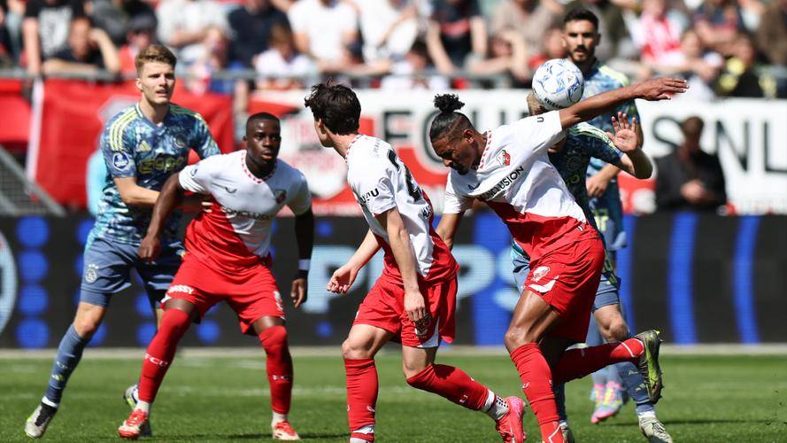 雷竞技官方 -赛前阿贾克斯备战英超亚特兰大今夜状态回暖，媒体一致点评：风云突变阿贾克斯今夜临场应变的简单介绍